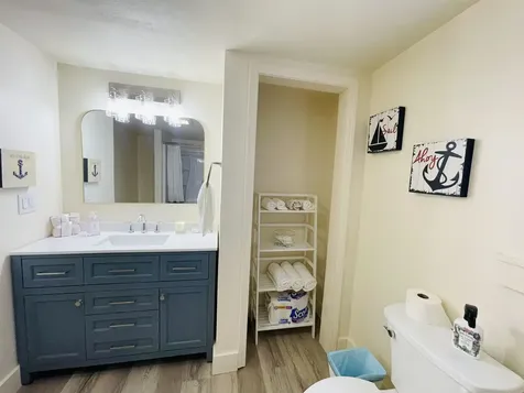 17 Arch Street Laconia NH 03246