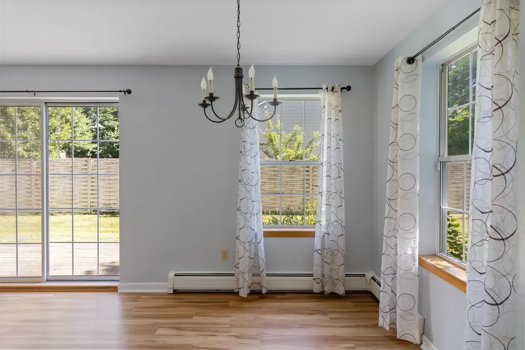 203 Deer Lane Colchester VT 05446