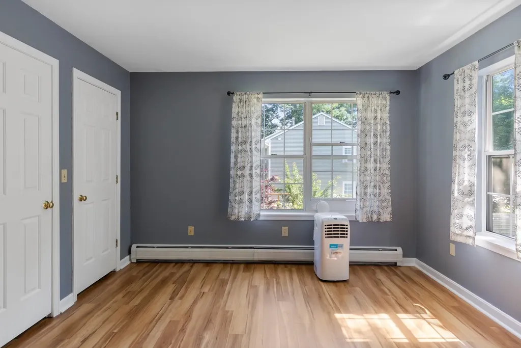 203 Deer Lane Colchester VT 05446