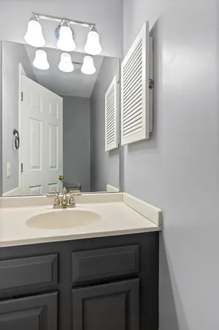 203 Deer Lane Colchester VT 05446