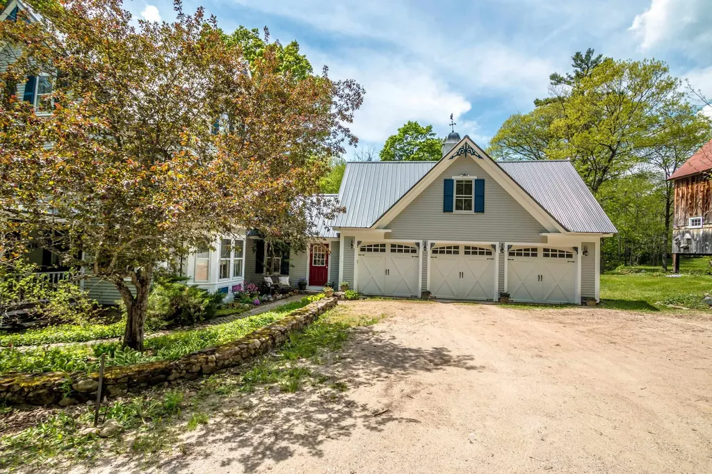 516 Dundee Road Jackson NH 03846