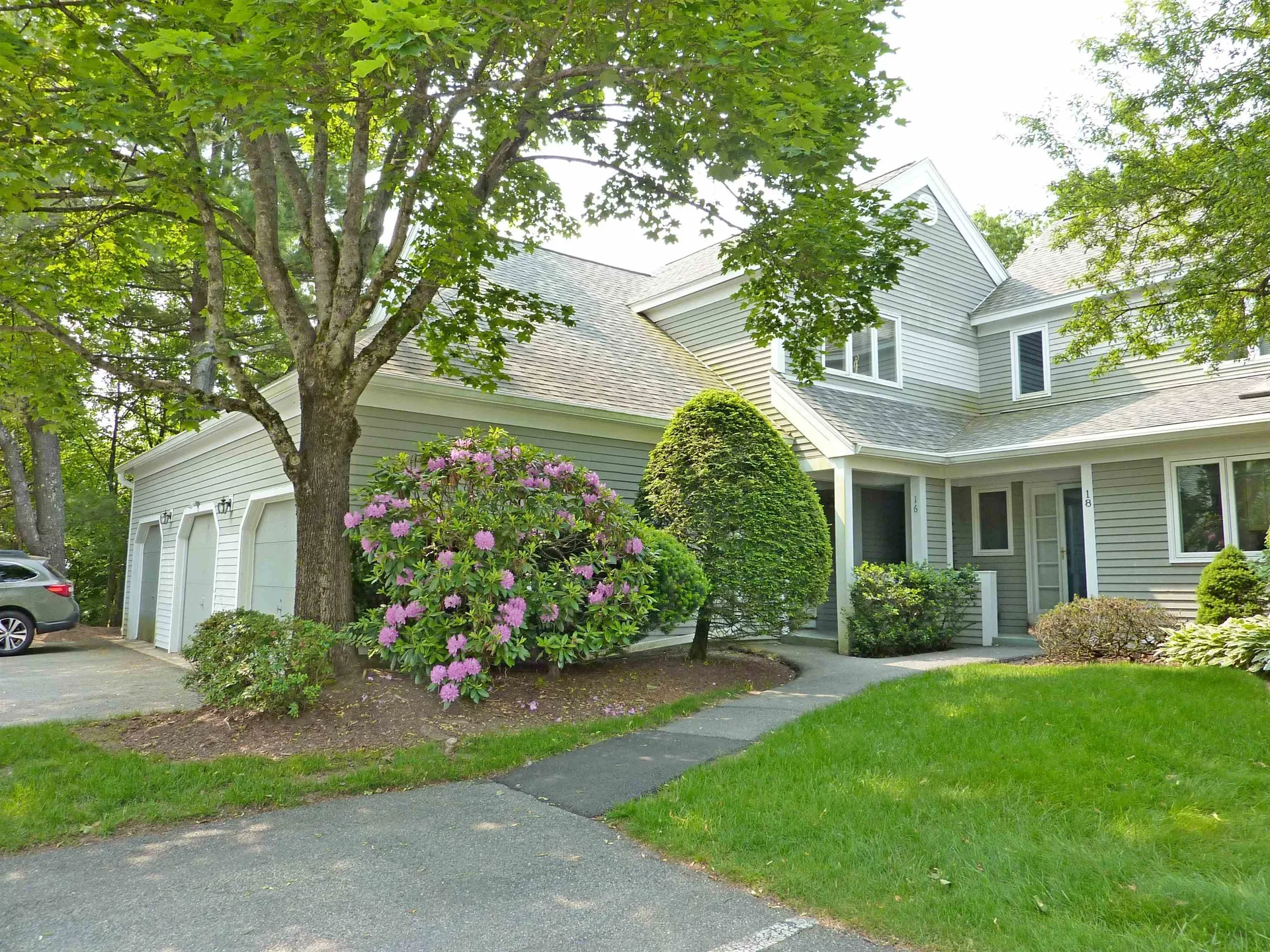 16 Laurel Court Nashua NH 03062