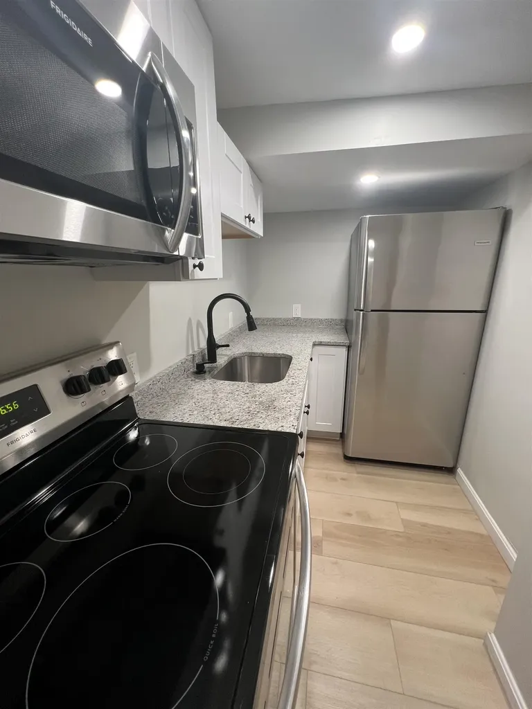 10 E Pearl Street Nashua NH 03060