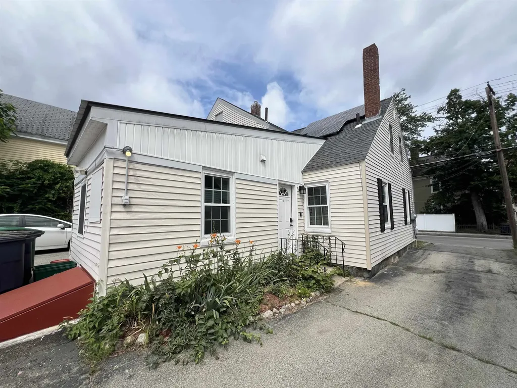 10 E Pearl Street Nashua NH 03060