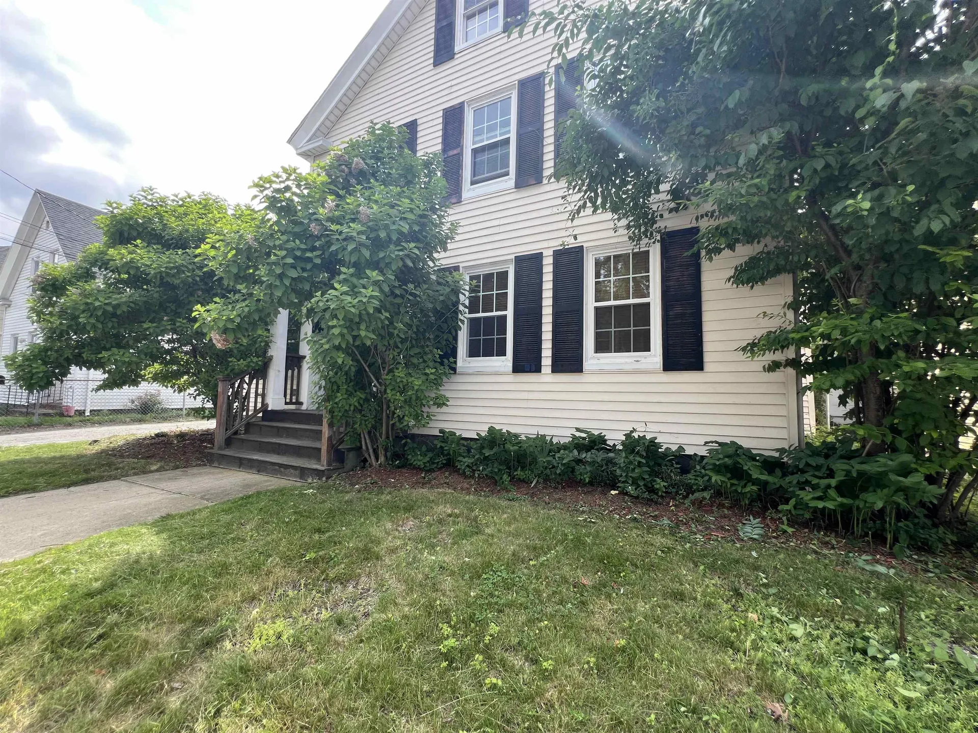 10 E Pearl Street Nashua NH 03060