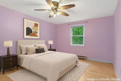 8 Oak Hill Lane Exeter NH 03833