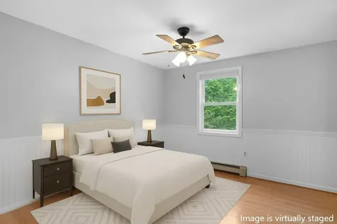 8 Oak Hill Lane Exeter NH 03833