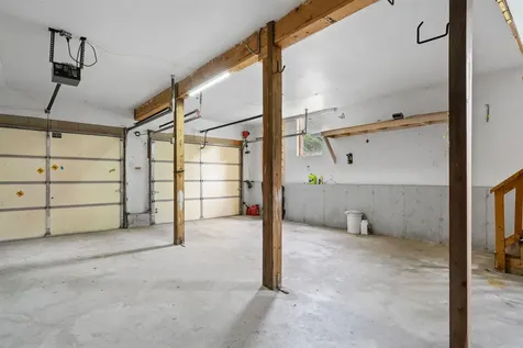 8 Oak Hill Lane Exeter NH 03833