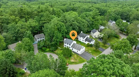 8 Oak Hill Lane Exeter NH 03833