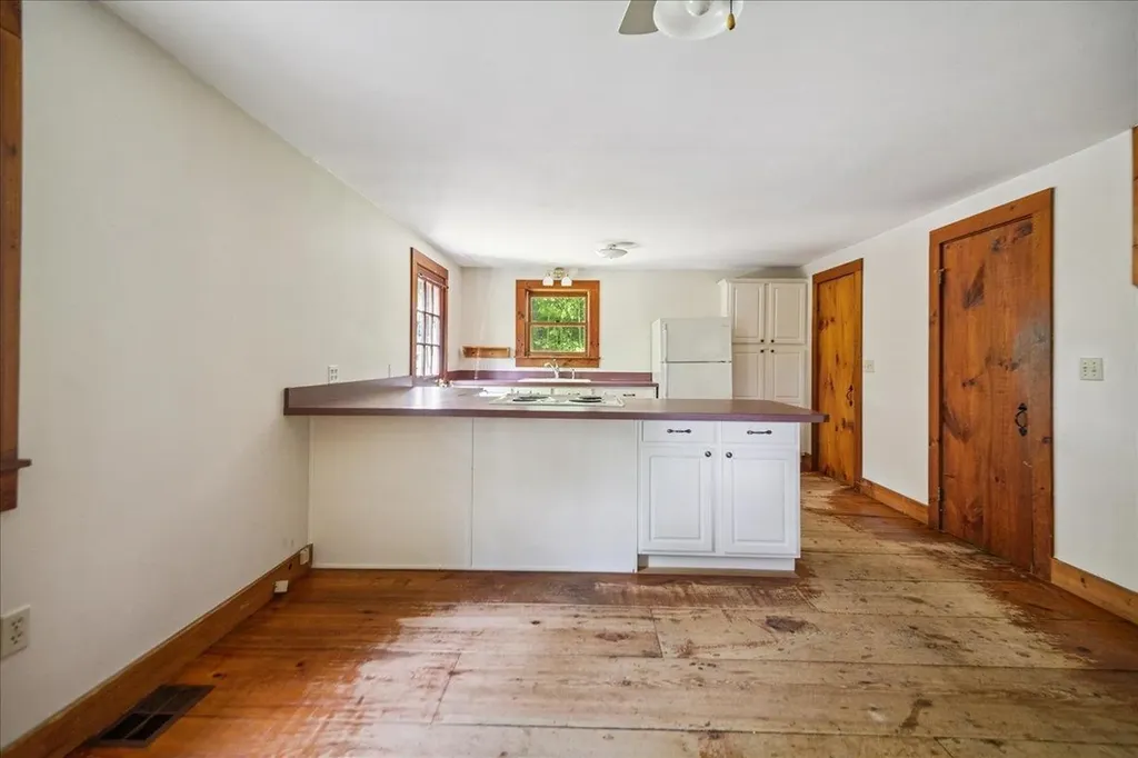 1548 South Middlebrook Road Waltham VT 05491