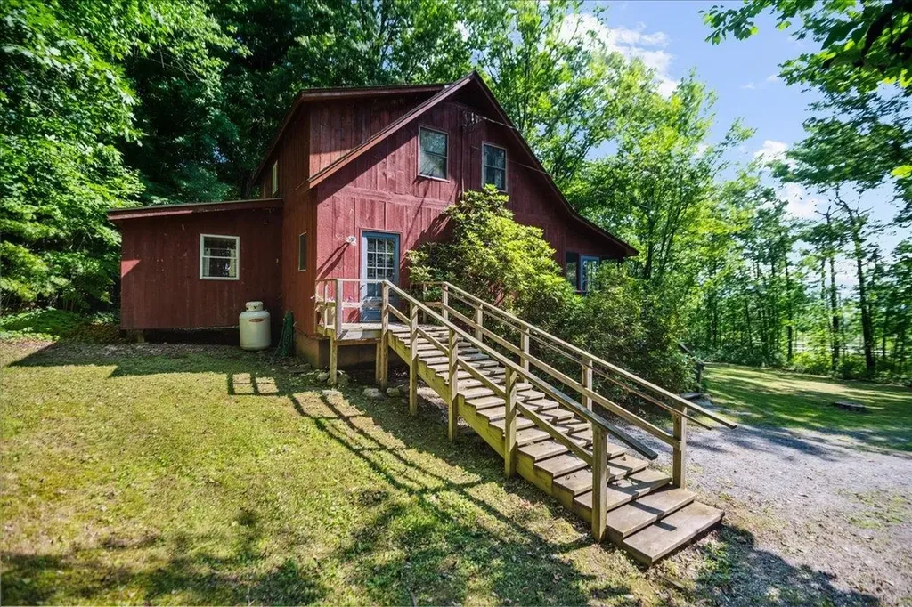 1548 South Middlebrook Road Waltham VT 05491