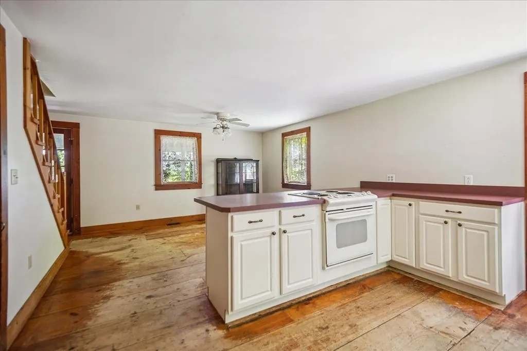 1548 South Middlebrook Road Waltham VT 05491