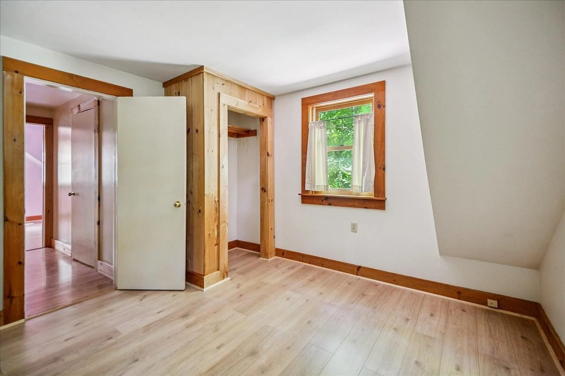 1548 South Middlebrook Road Waltham VT 05491