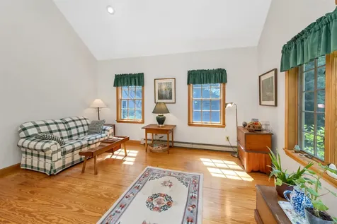 28 Spruce Road Wolfeboro NH 03894