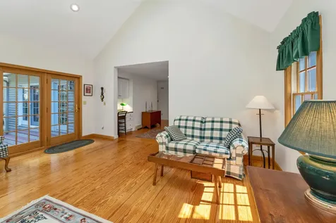28 Spruce Road Wolfeboro NH 03894