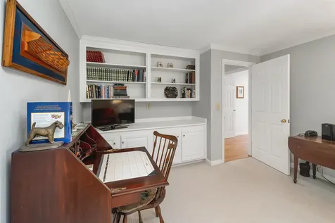 28 Spruce Road Wolfeboro NH 03894