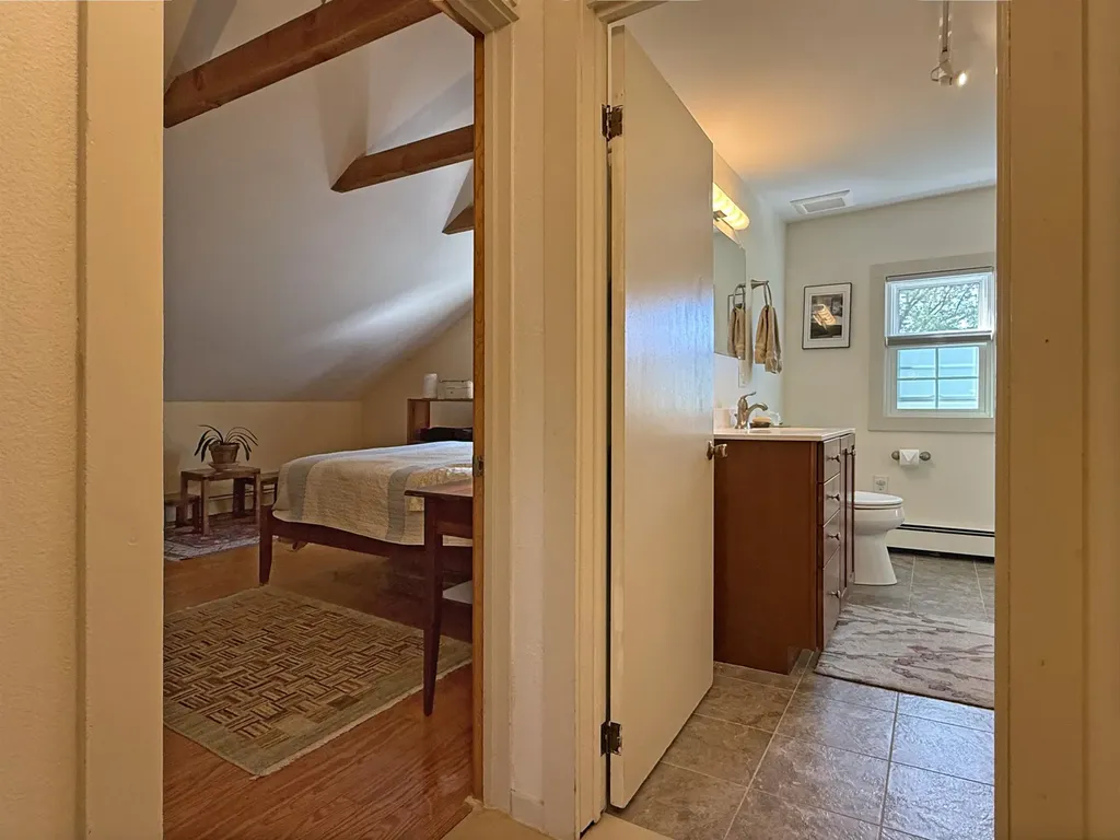 60 South Maple Street Vergennes VT 05491