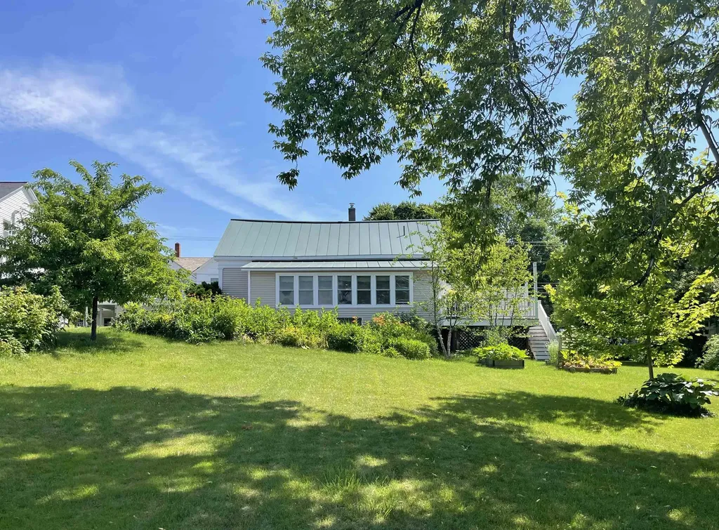 60 South Maple Street Vergennes VT 05491