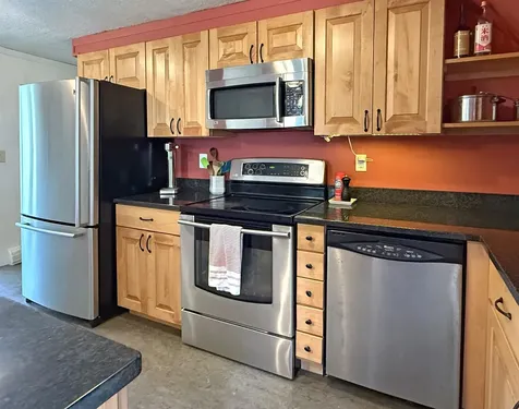 60 South Maple Street Vergennes VT 05491