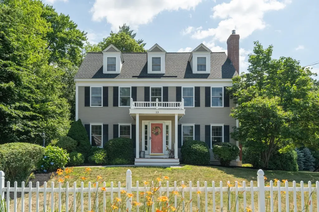 23 Greenleaf Drive Seabrook NH 03874