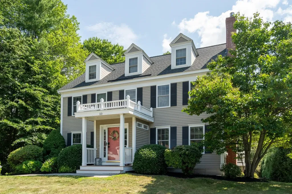 23 Greenleaf Drive Seabrook NH 03874