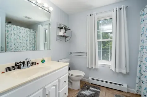 23 Greenleaf Drive Seabrook NH 03874