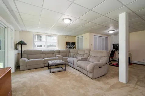 23 Greenleaf Drive Seabrook NH 03874