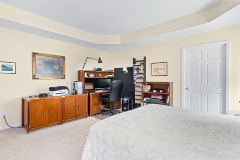 24 Gladiola Way Dover NH 03820