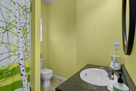 24 Gladiola Way Dover NH 03820