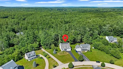 24 Gladiola Way Dover NH 03820