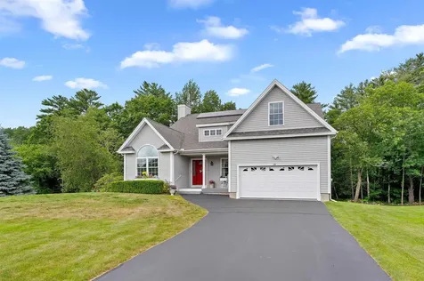 24 Gladiola Way Dover NH 03820