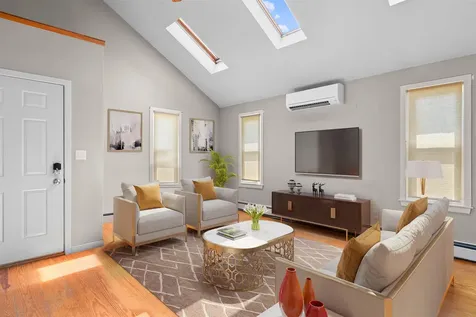 5 Ina Avenue Hampton NH 03842