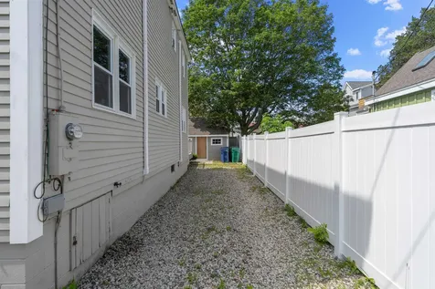 5 Ina Avenue Hampton NH 03842
