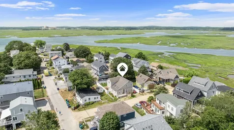 5 Ina Avenue Hampton NH 03842