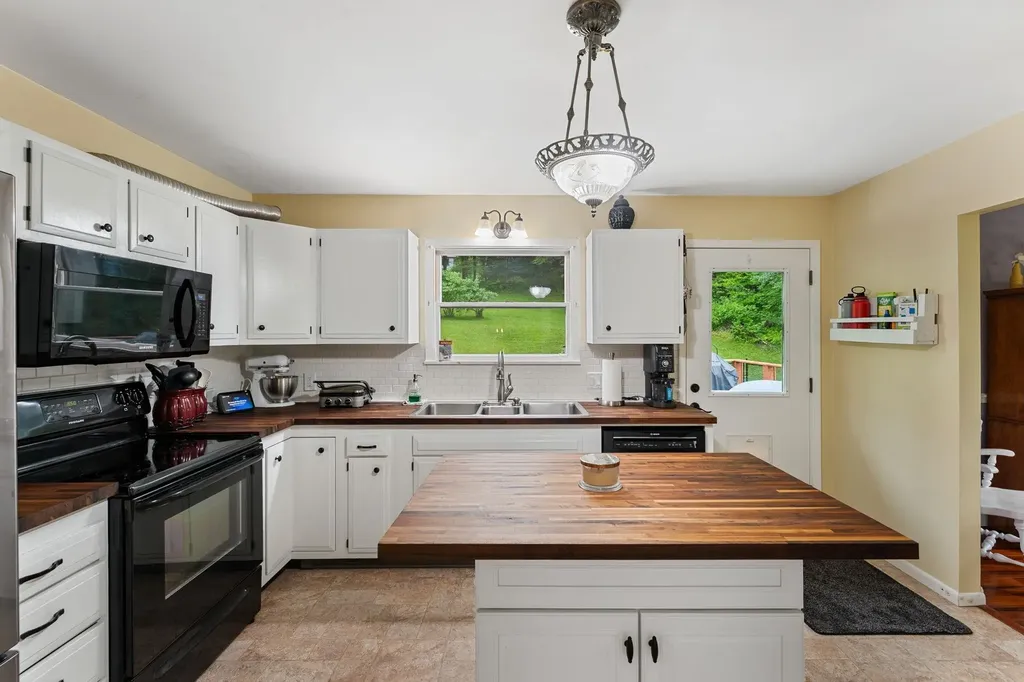 34 Deerfield Drive Montpelier VT 05602