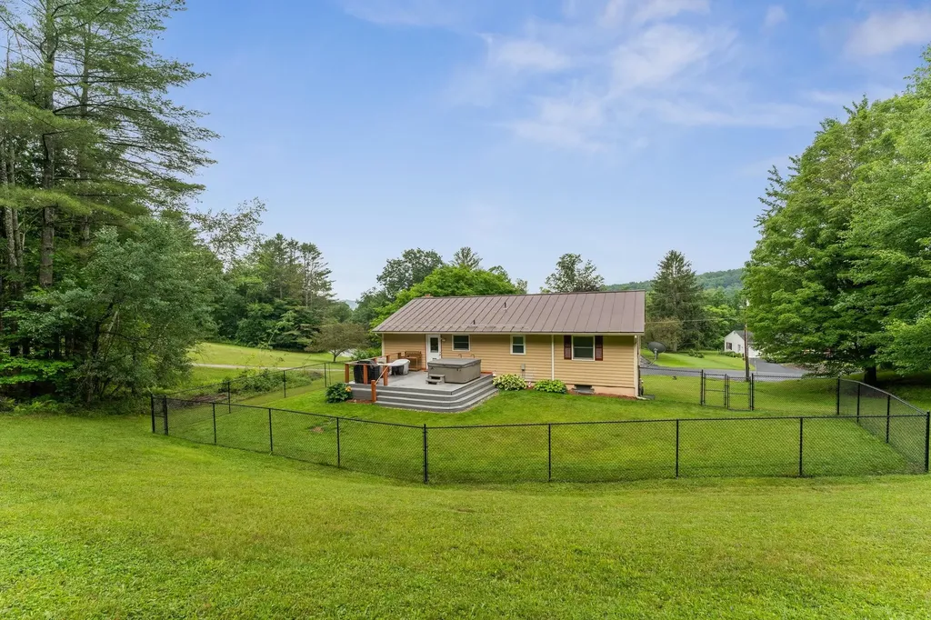 34 Deerfield Drive Montpelier VT 05602