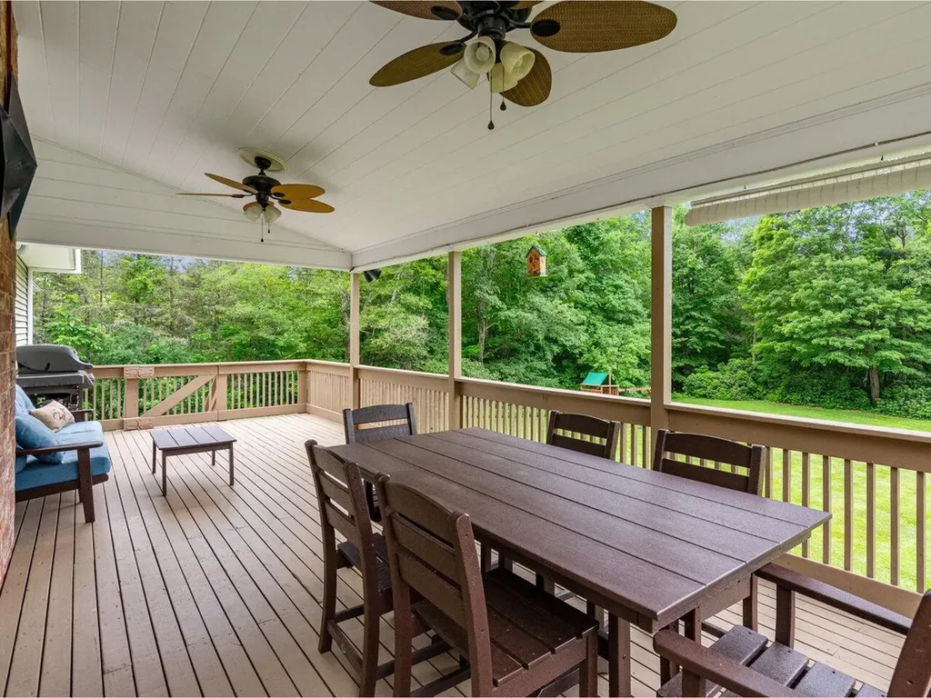 1439 East Hill Road Williston VT 05495