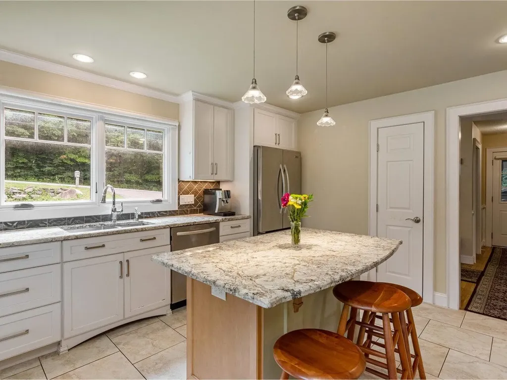1439 East Hill Road Williston VT 05495