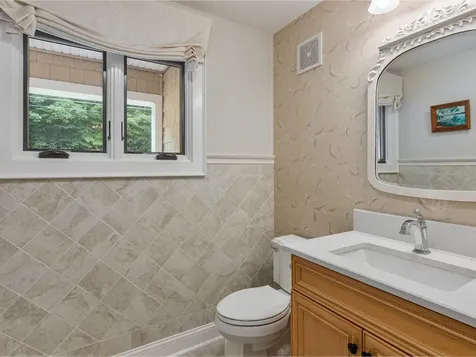 1439 East Hill Road Williston VT 05495