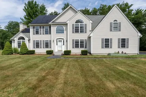 179 Windsor Drive Auburn NH 03032
