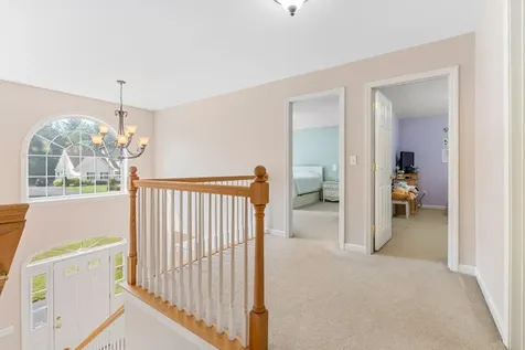 179 Windsor Drive Auburn NH 03032