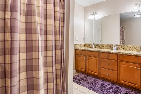 179 Windsor Drive Auburn NH 03032