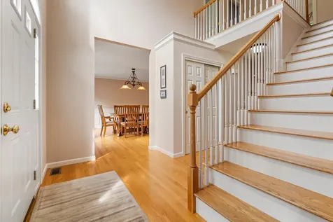 179 Windsor Drive Auburn NH 03032