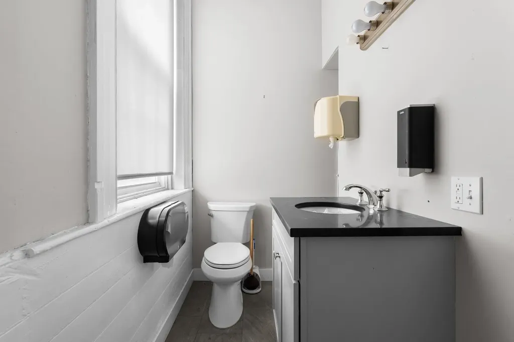 867 Lafayette Road Seabrook NH 03874