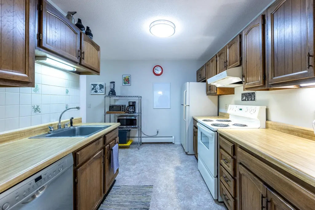 30 Pleasant Street Lebanon NH 03784
