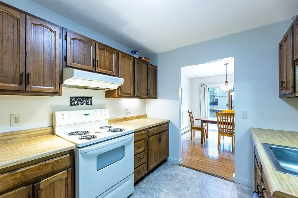 30 Pleasant Street Lebanon NH 03784