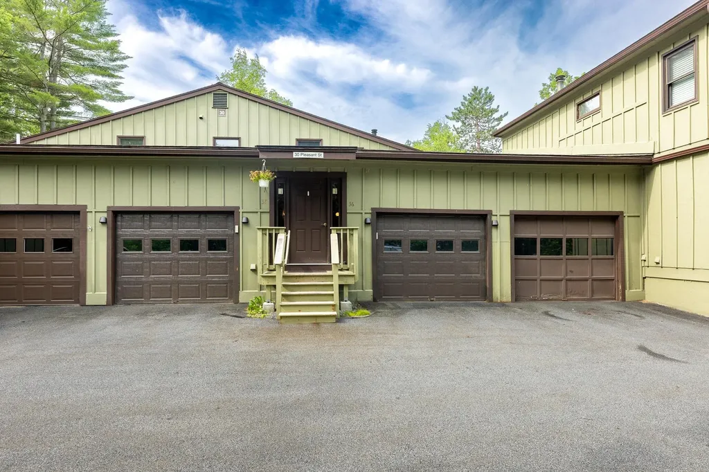 30 Pleasant Street Lebanon NH 03784