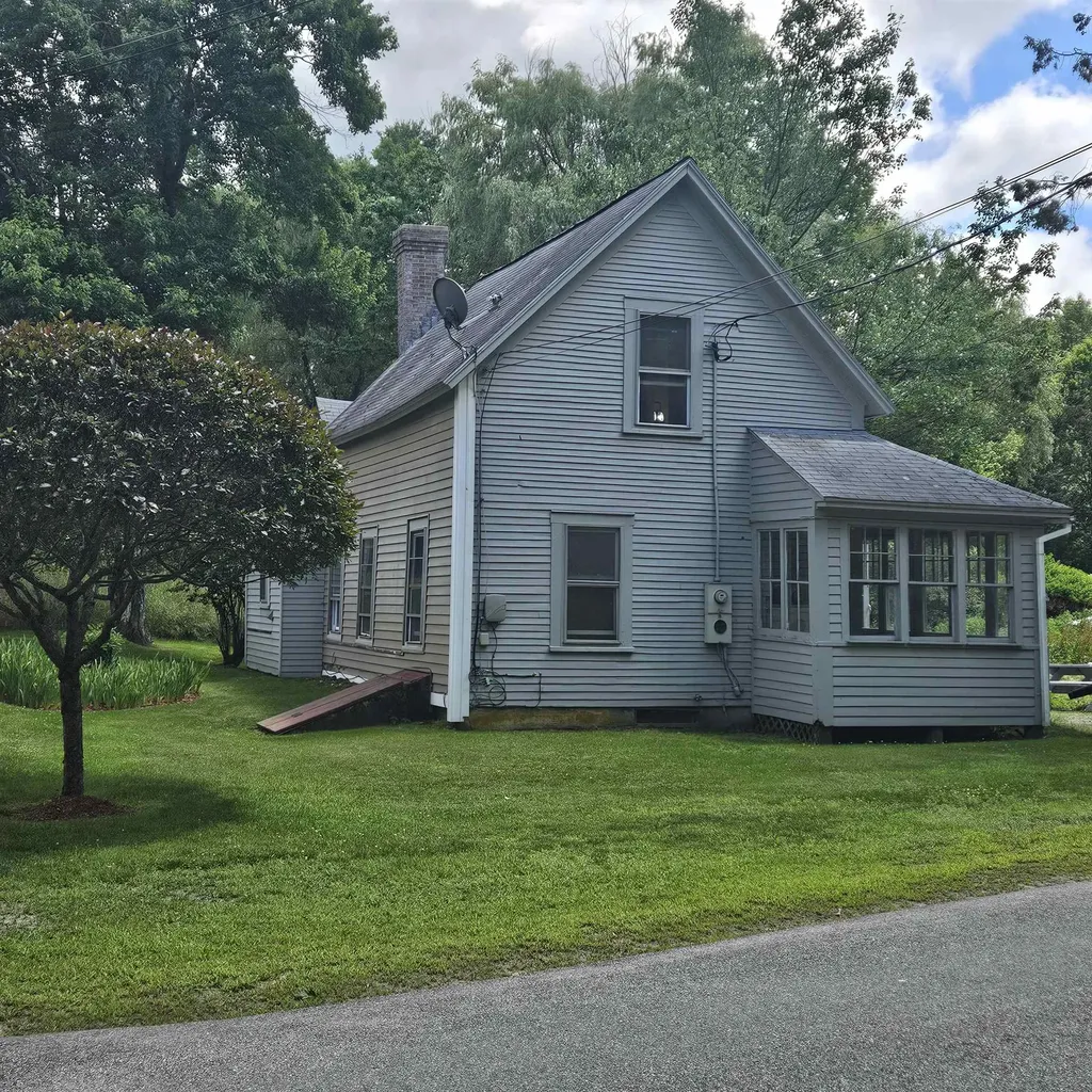 88 West Mill Street Hillsborough NH 03244