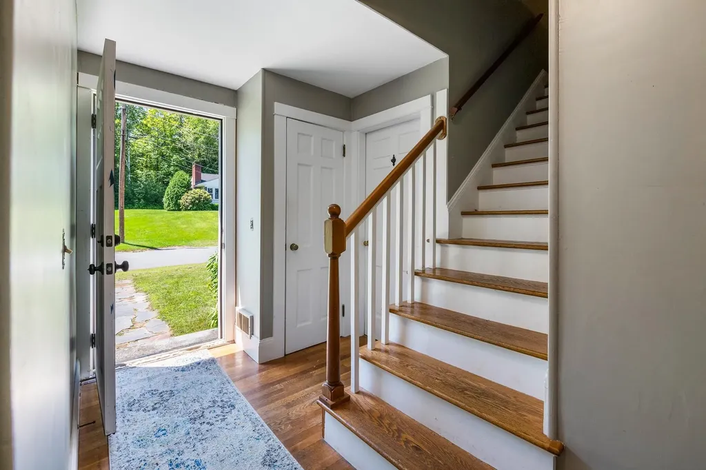 5 Bellevue Avenue Claremont NH 03743