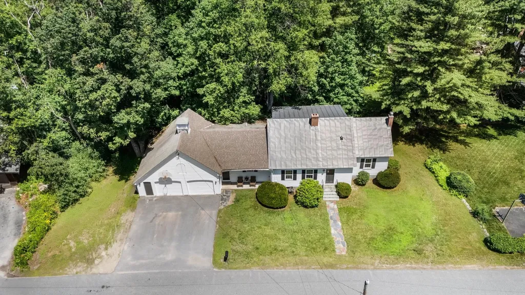 5 Bellevue Avenue Claremont NH 03743